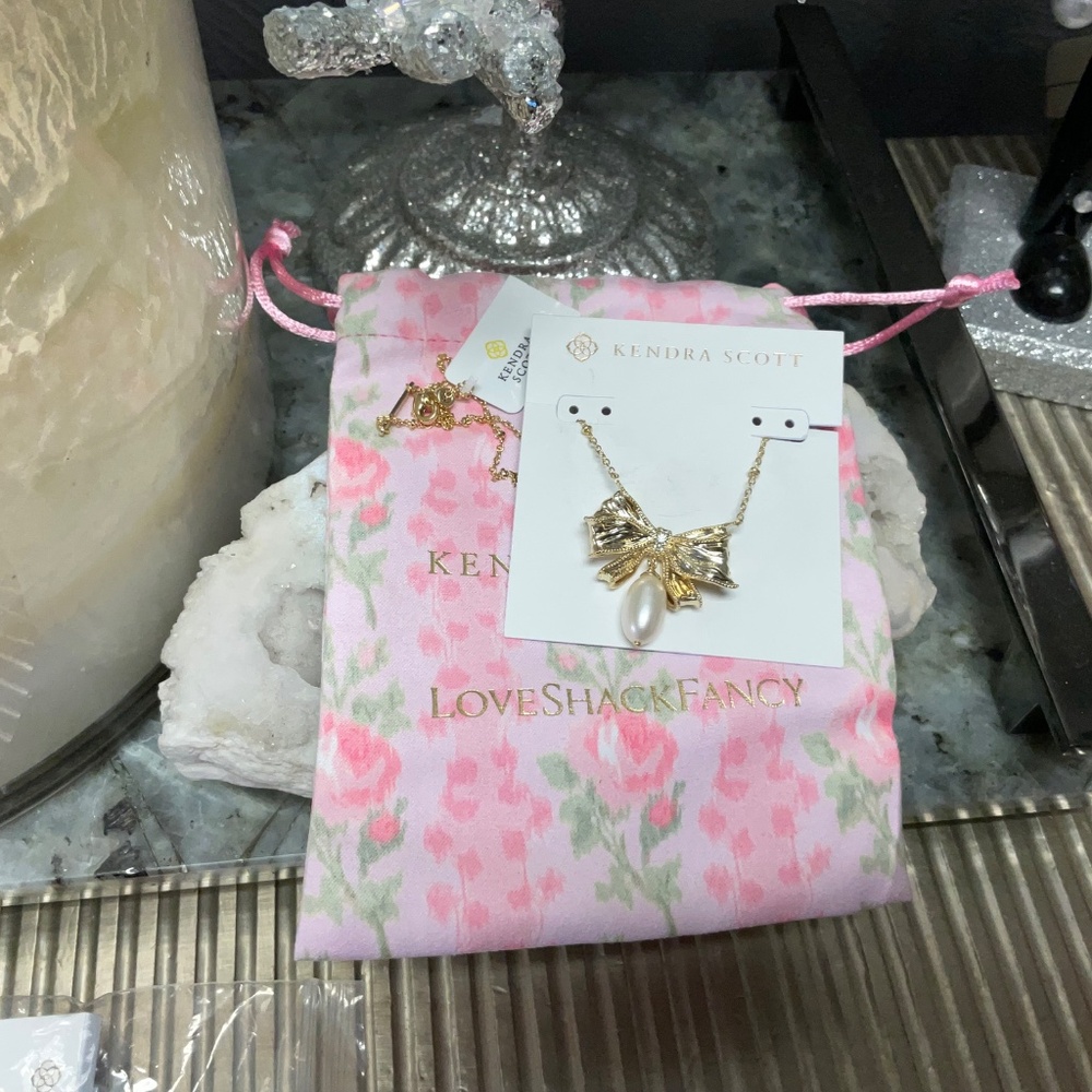 LoveShackFancy Gold Bow Pendant Necklace with Pearl - Picture 4 of 4